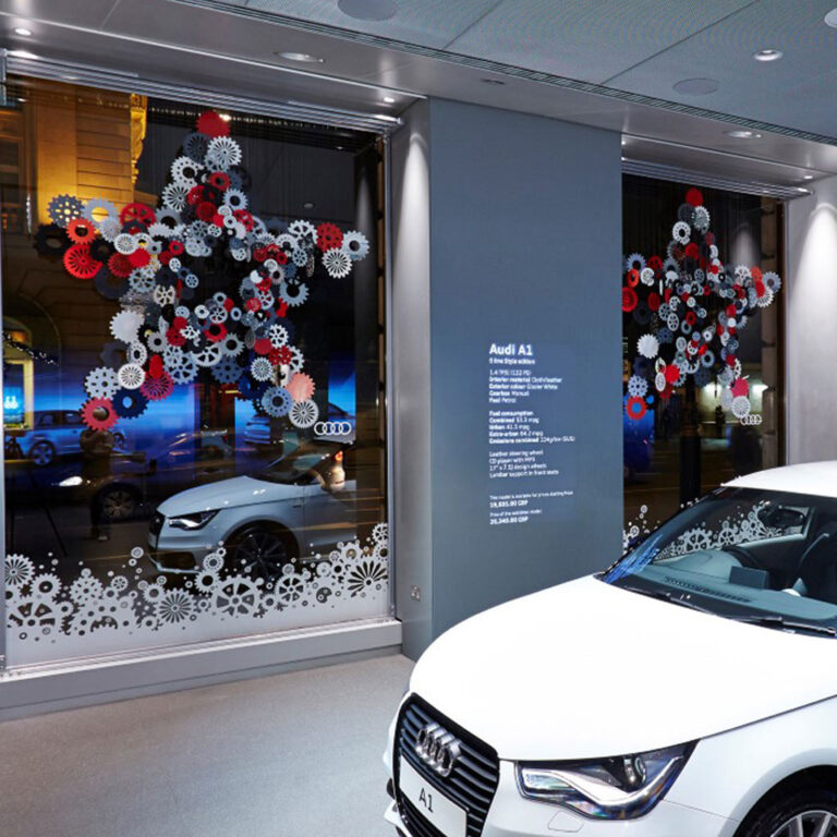 Photo of final installation of Audi Christmas cog star, London